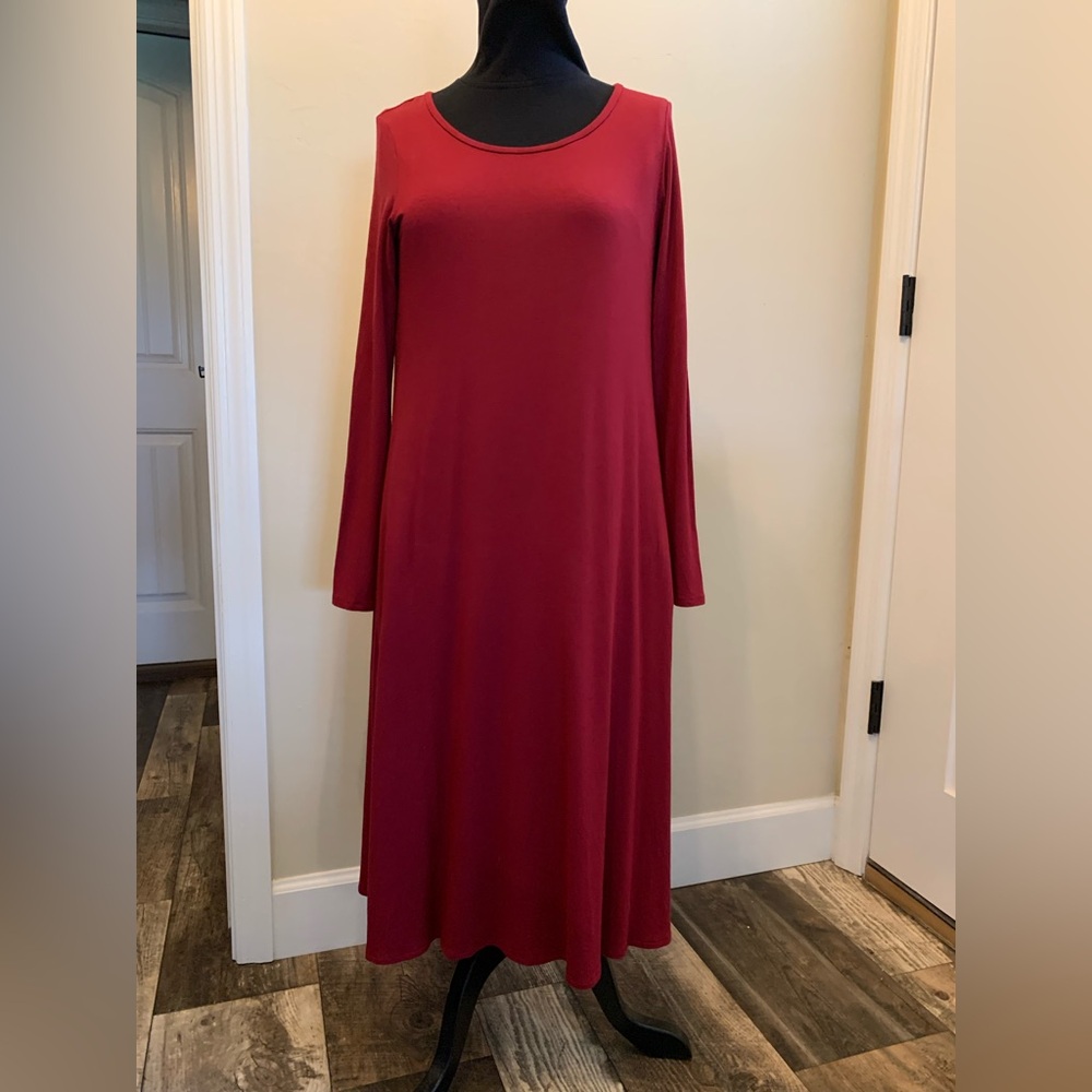 Eileen Fisher Elegant Red Long Sleeve Dress